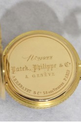 Patek Philippe transluzid grün emaillierte, frühe 18Kt Gold Savonette, handgraviertes Zifferblatt mit Calatravakreuz