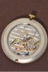 Vacheron & Constantin Patrimony Herrenarmbanduhr in 18Kt Gelbgold-Ausführung mit integriertem 18Kt Gelbgoldarmband