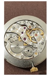 Patek Philippe extra flat Calatrava 18K Gold timeless wristwatch ref. 3470 recently serviced