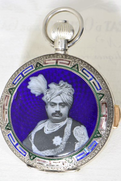 Nicole Nielsen & Co Minute Repeater "Maharaja Bhavsinhji II" a rare, lavishly enameled pocket watch