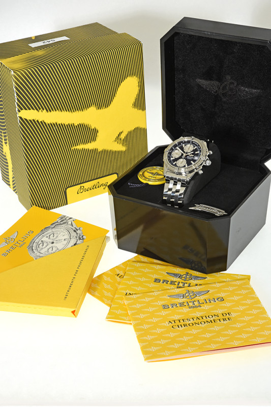 Breitling Chronomat certified Chronometer Chronograph, Ref. A13352, Full Set
