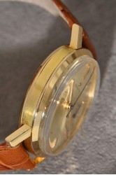 Vintage Zenith chronograph mit 45 Min.-Zähler, 18KT Gold-Gehäuse, um 1950, Kal. 146 D