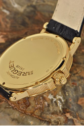 Breguet Marine Automatik mit Zentralsekunde, ⌀ 36mm, 18Kt Gelbgold Herrenarmbanduhr