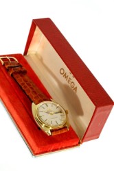 Omega Constellation Automatic Day Date Chronometer 18k gold/steel