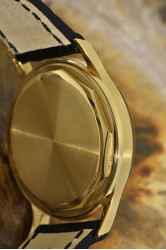 Patek Philippe Calatrava Automatic with Date charming 18Kt Gold gent's Watch Ref. 3514