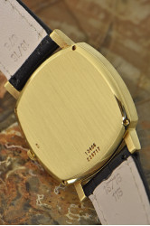 Piaget Automatic 18k gold gent's wristwatch with date, original certificate