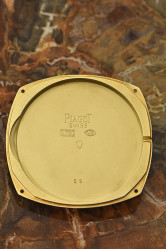 Piaget Automatic 18k gold gent's wristwatch with date, original certificate