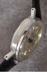 Angelus Vintage Chronograph Kal. 215 in Stahl-Ausführung