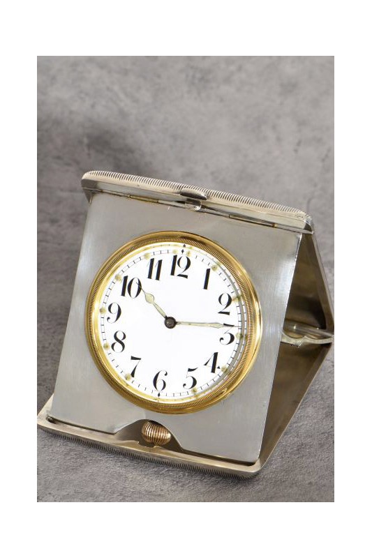 A miniature carriage clock mit quarter repeating in 0.935 hinged silver case, in Niello technology, 1910