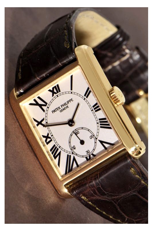 Patek Philippe Gondolo 18K Gold gent's wristwatch with Art Deco flair ...