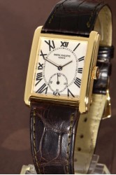 Patek Philippe Gondolo 18K Gold gent's wristwatch with Art Deco flair